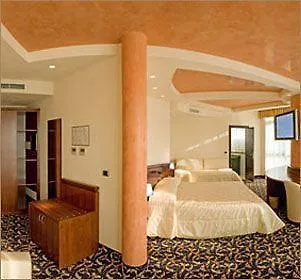 Dado Hotel International Parma