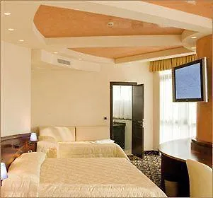 Dado Hotel International Parma
